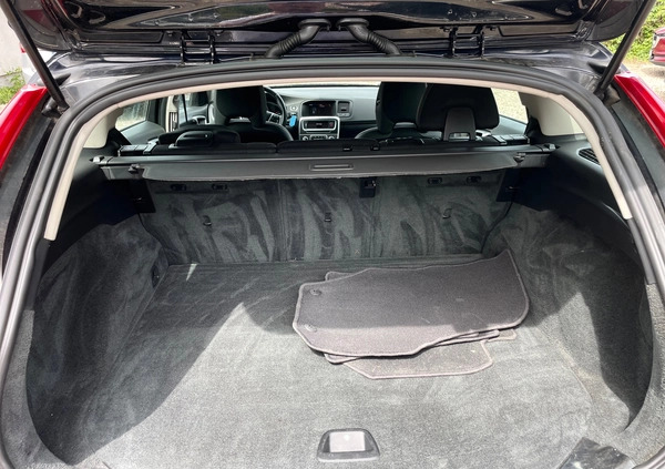 Volvo V60 cena 29999 przebieg: 253189, rok produkcji 2013 z Stalowa Wola małe 781